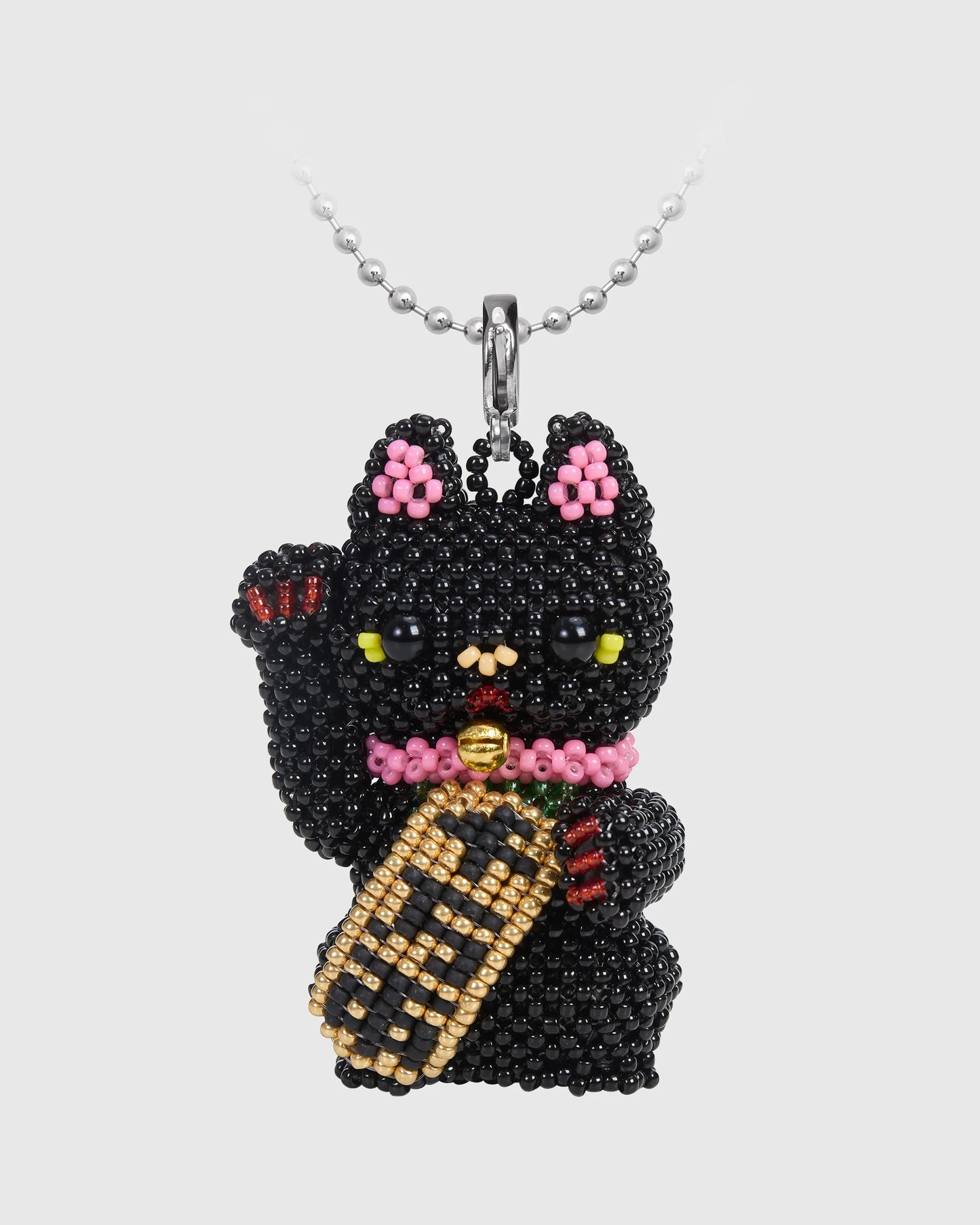 BLACK LUCKY CAT BEAD NECKLACE
