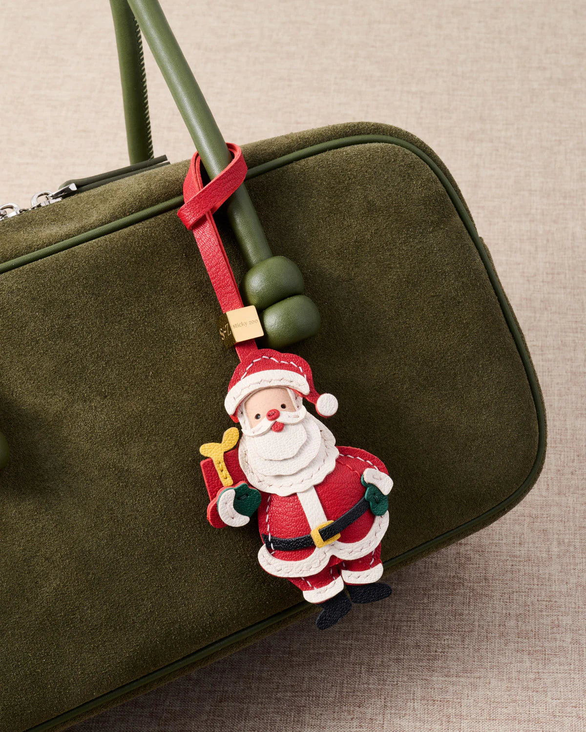 THE SANTA CHARM