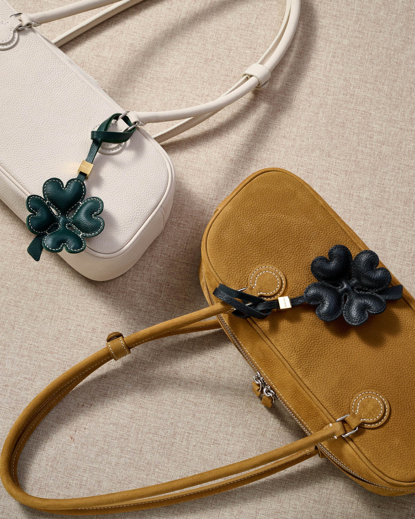 LUCKY CLOVER CHARM