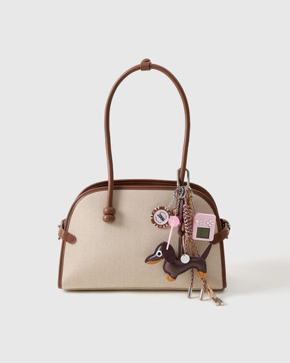 FAMOUSE DACHSHUND™ MOCHA STACK CHARM