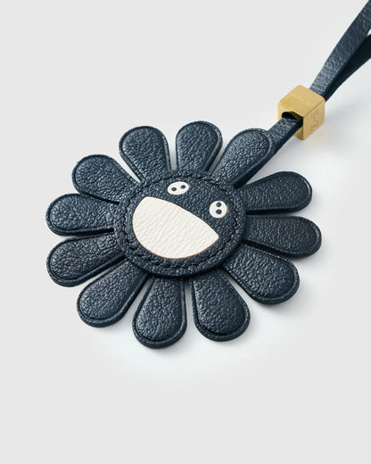 NIGHT FLOWER CHARM