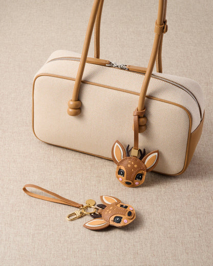 THE CHRISTMAS DEER CHARM