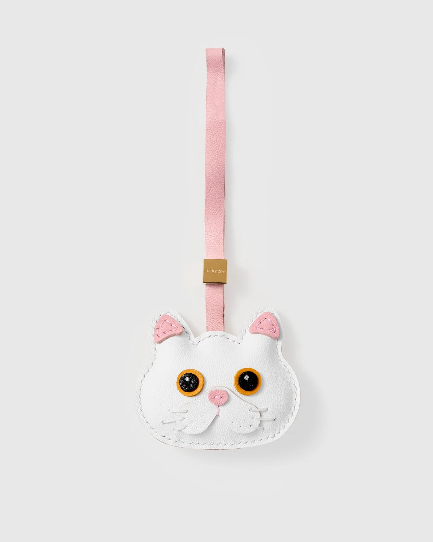 SNOWY CAT CHARM