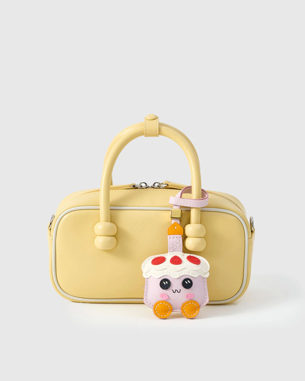 CAKE CHARM