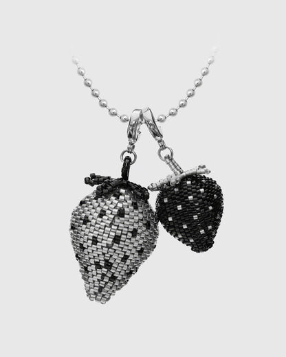 STRAWBERRY BEAD NECKLACE