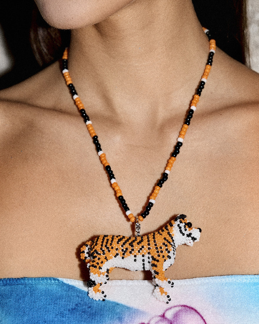 TIGER BEAD NECKLACE