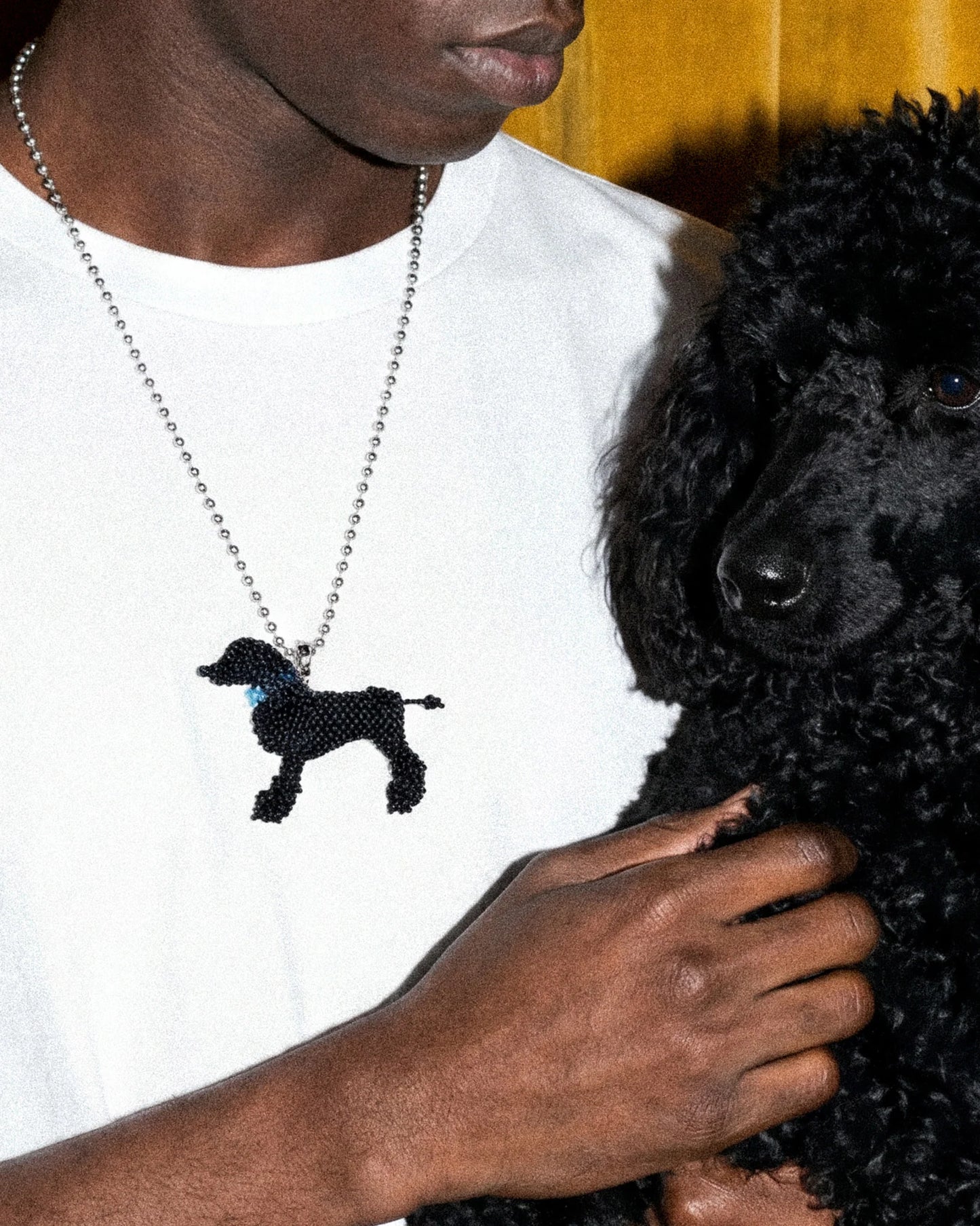 BLACK POODLE BEAD NECKLACE