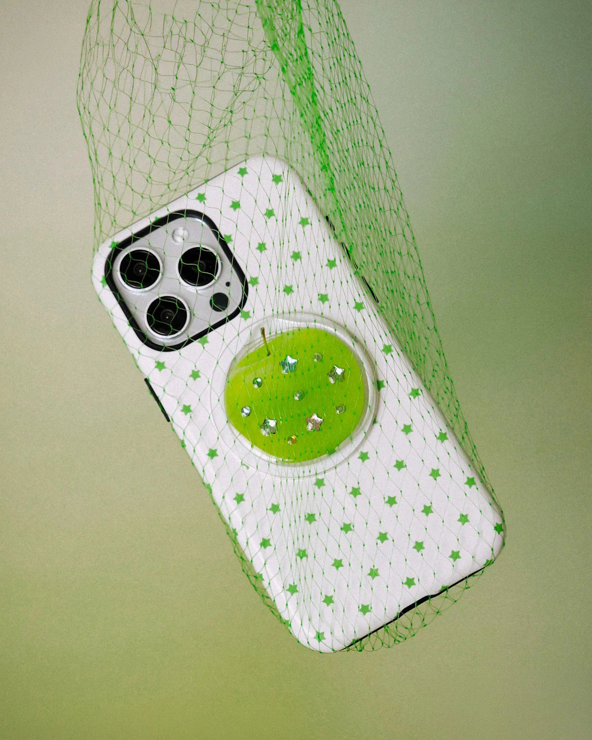 GREEN STAR APPLE PHONE CASE