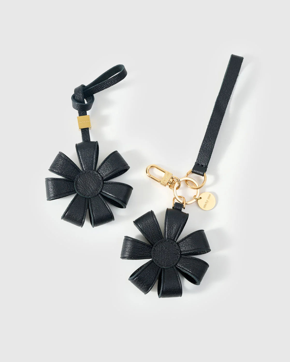 DAISY BAG CHARM