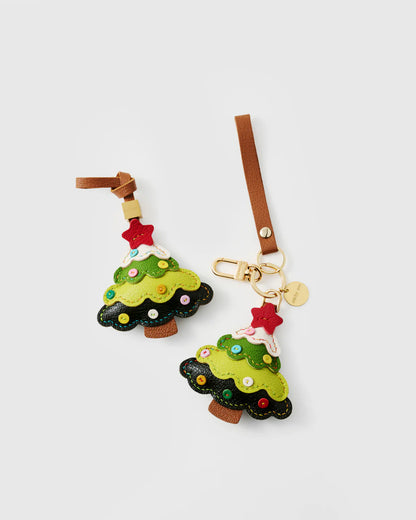 THE MERRY CHRISTMAS TREE CHARM