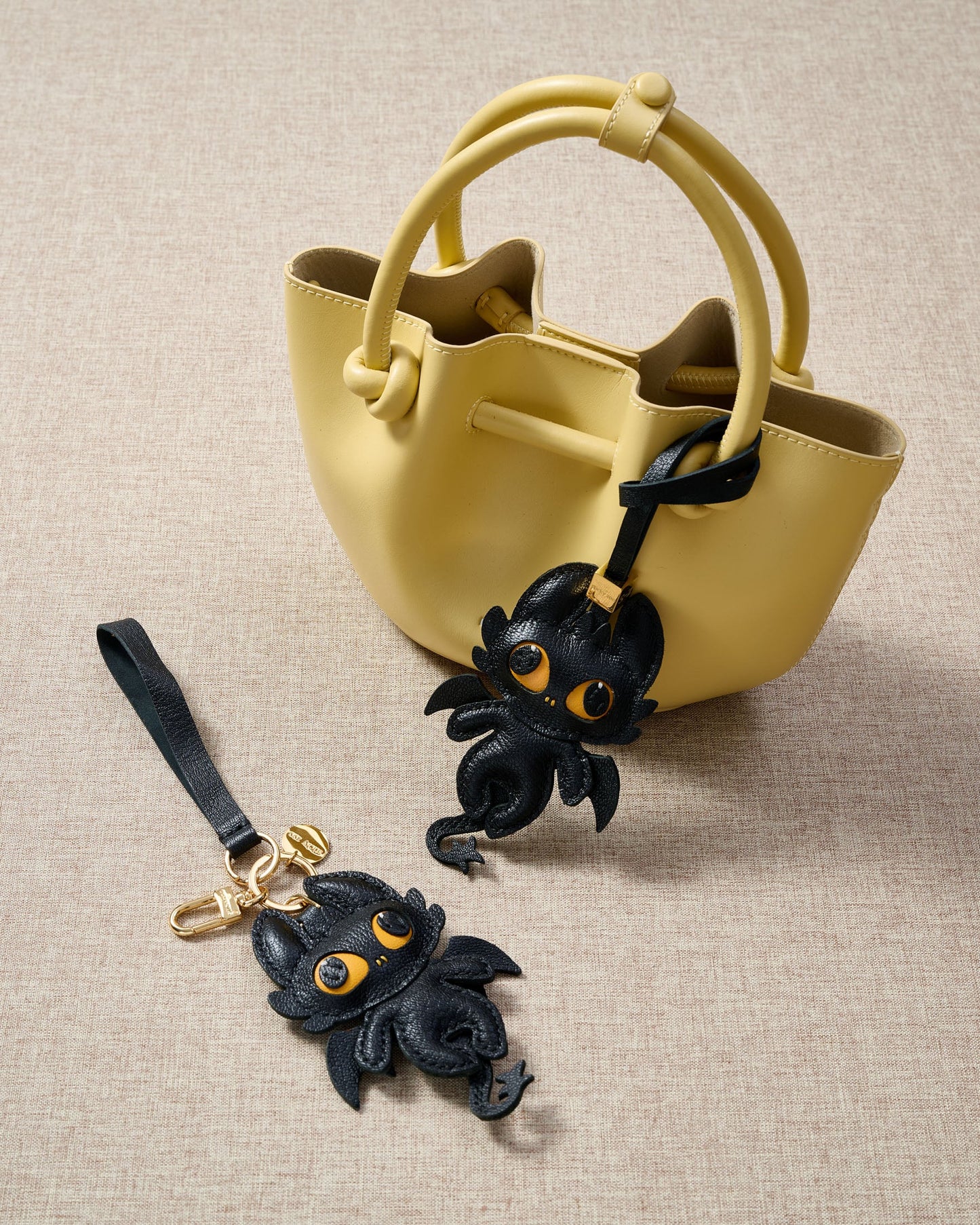 DRAGON CHARM