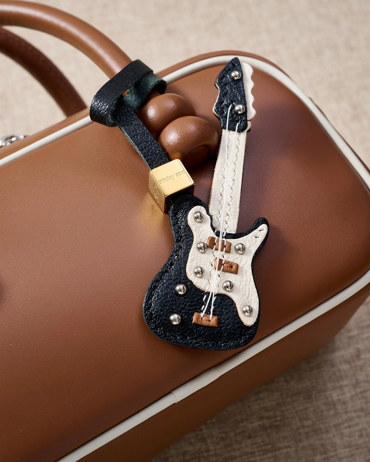 ELECTRIC GUITAR CHARM