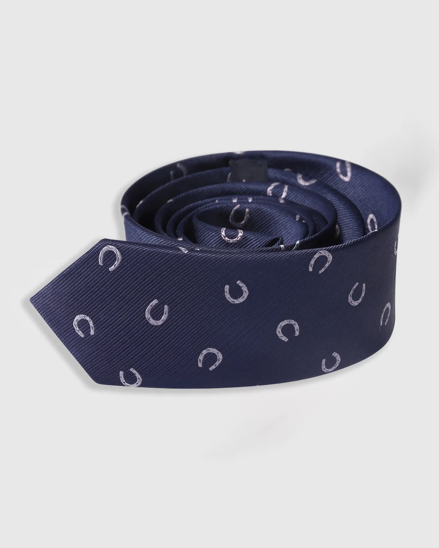 MIDNIGHT HORSESHOE TIE