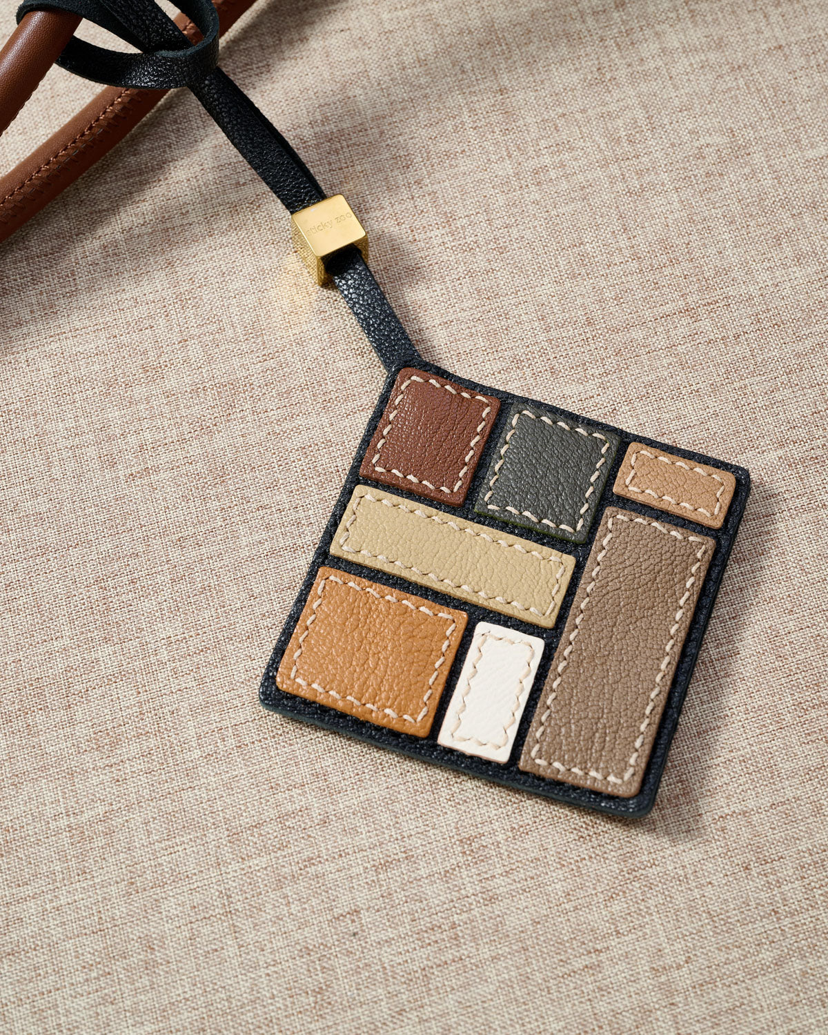 PIET MONDRIAN CHARM