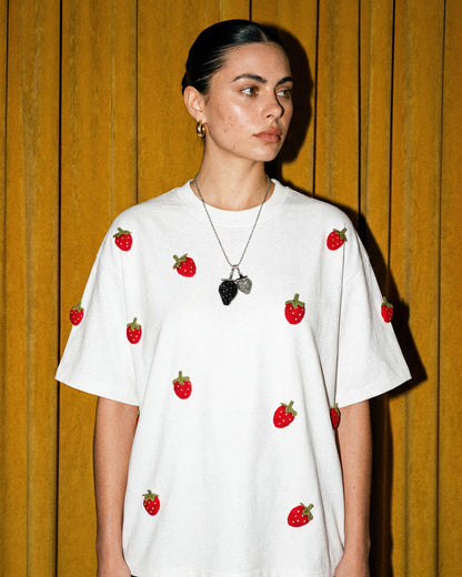 STRAWBERRY BEAD NECKLACE
