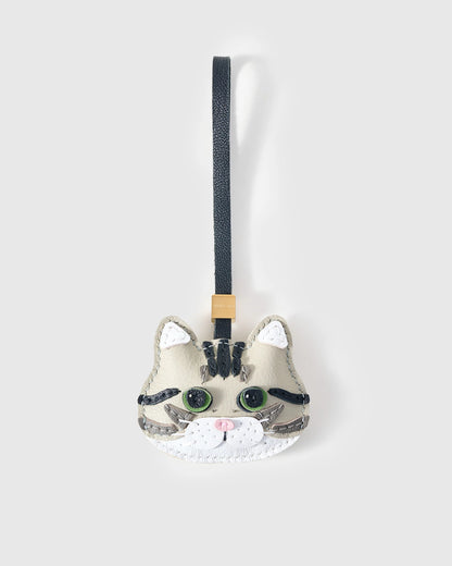 AMERICAN SHORTHAIR CAT CHARM – SILVER TABBY EDITION