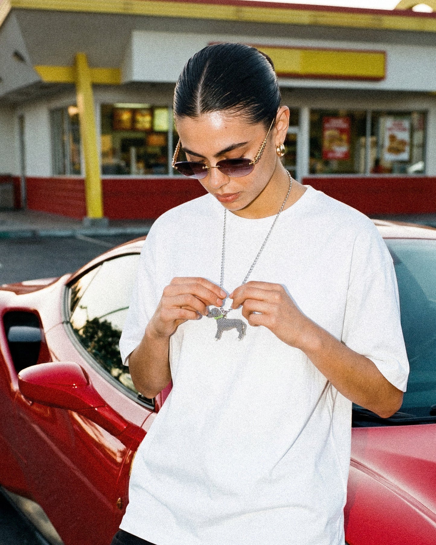 GREYHOUND BEAD NECKLACE