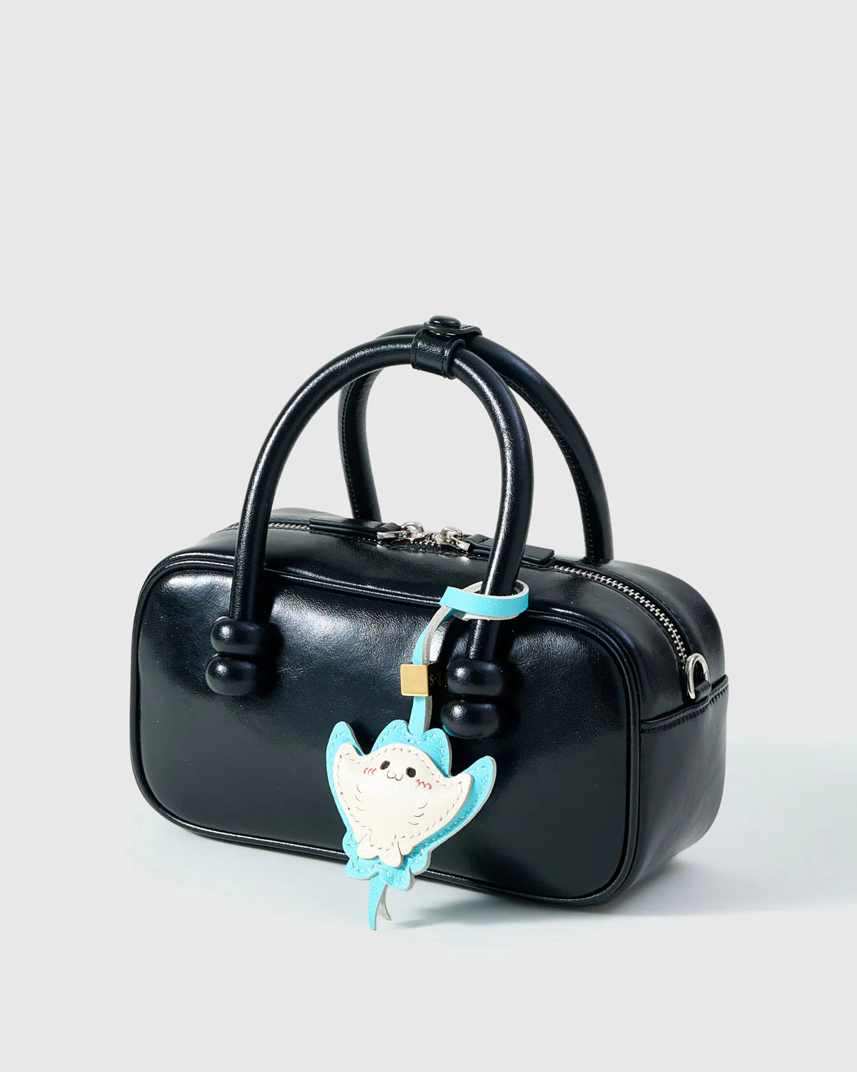MANTA RAYS CHARM