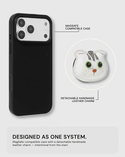 SCOTTISH FOLD CHARM CASE