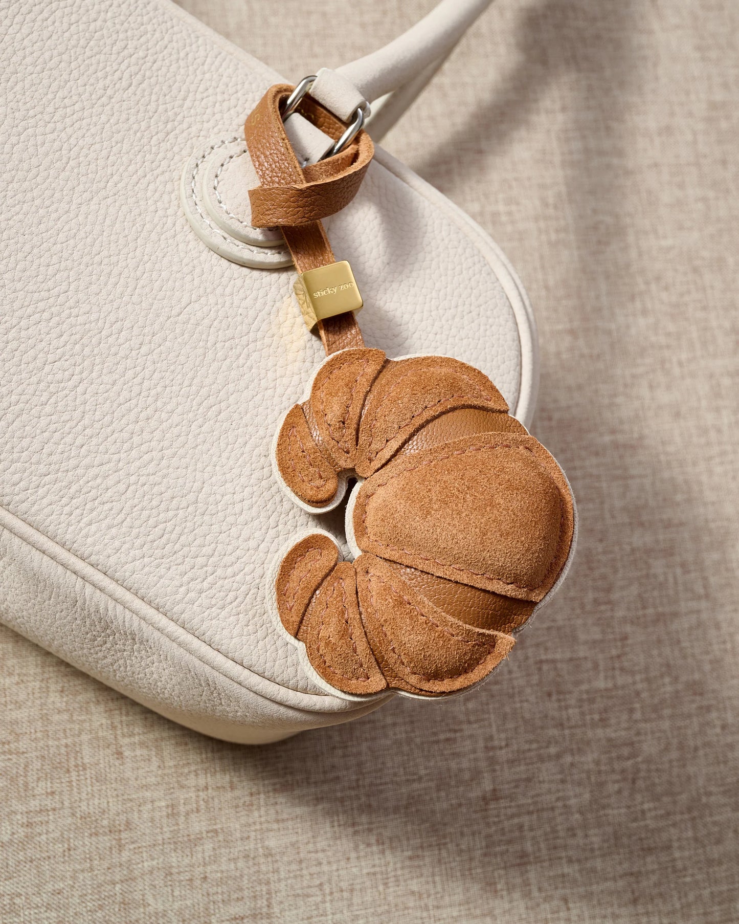 CROISSANT CHARM