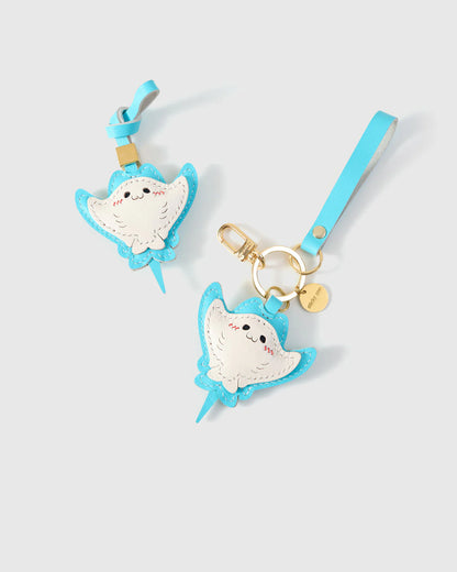 MANTA RAYS CHARM