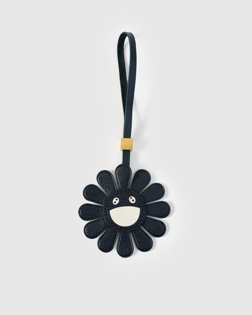 NIGHT FLOWER CHARM