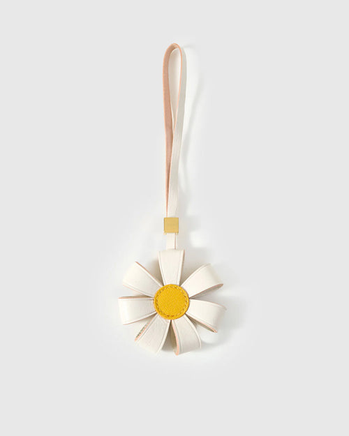DAISY BAG CHARM