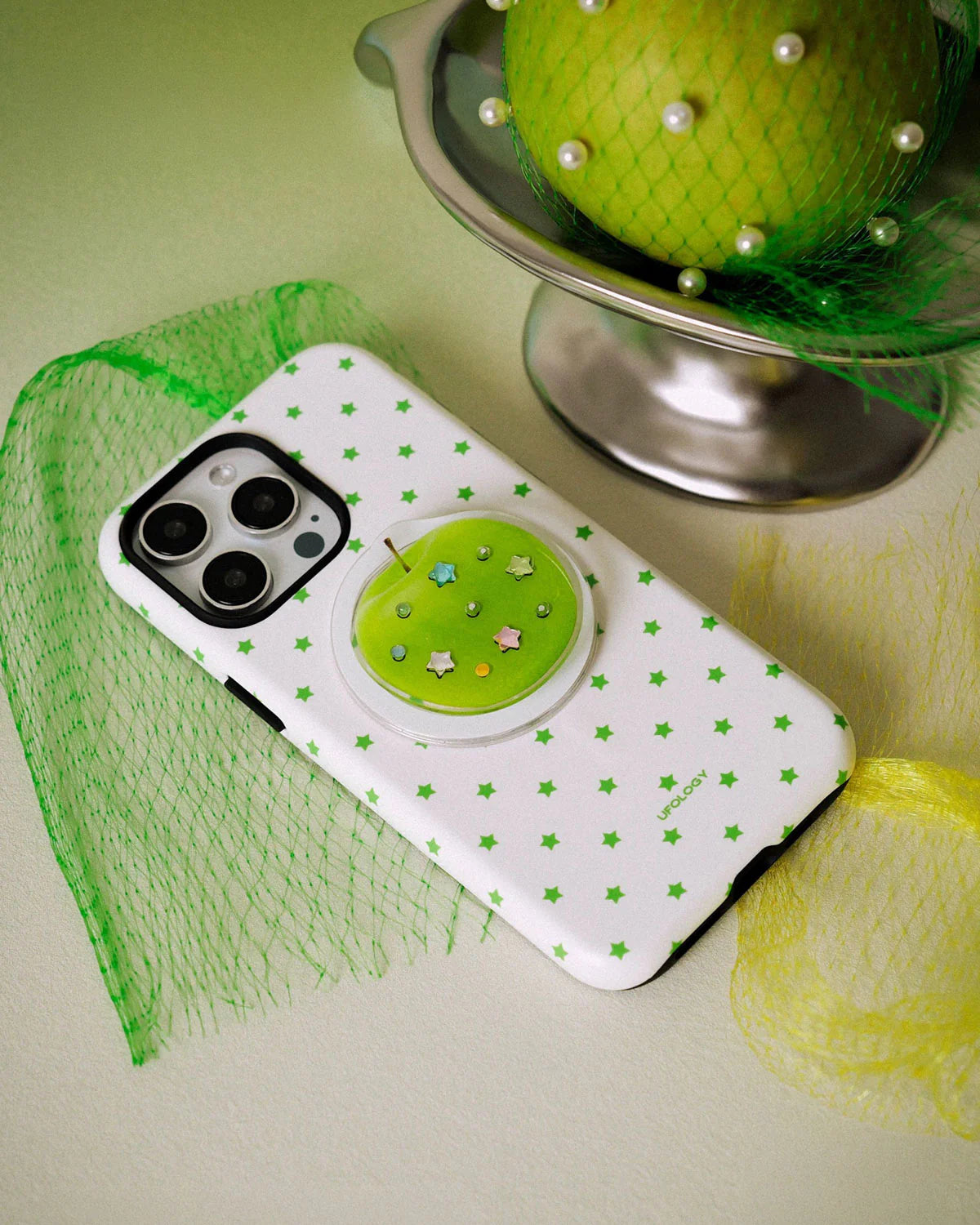 GREEN STAR APPLE PHONE CASE