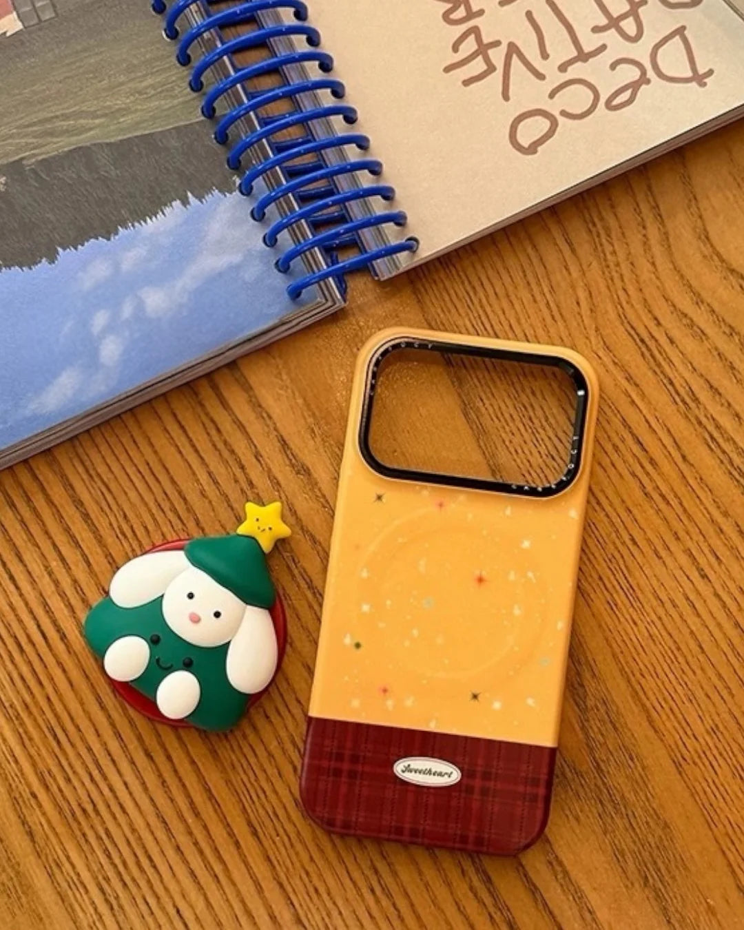 BUNNY HOLIDAY TREE CASE