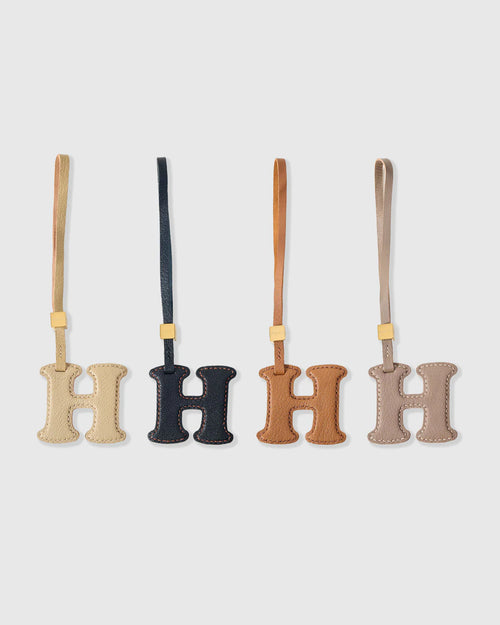 H — LETTER CHARM | INITIAL
