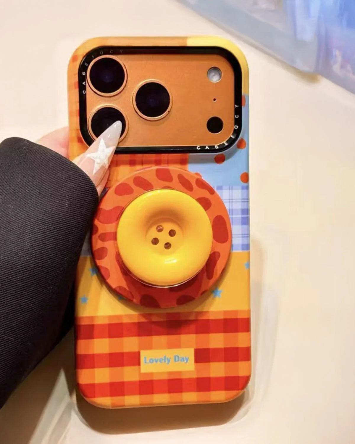 LOVELY DAY BUTTON PHONE CASE