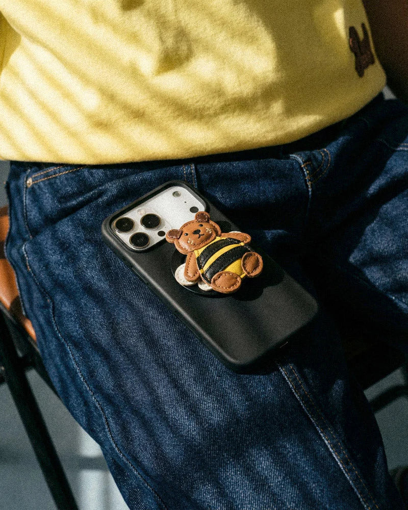 HONEYBUZZ BEAR CHARM CASE